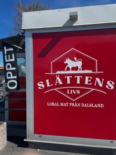 Slättens Livs butiksfasad i Brålanda